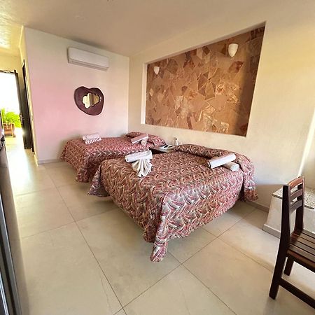 לוס איילה Amparo Resort מראה חיצוני תמונה