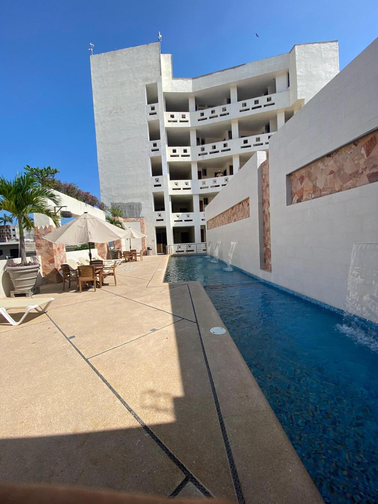לוס איילה Amparo Resort מראה חיצוני תמונה