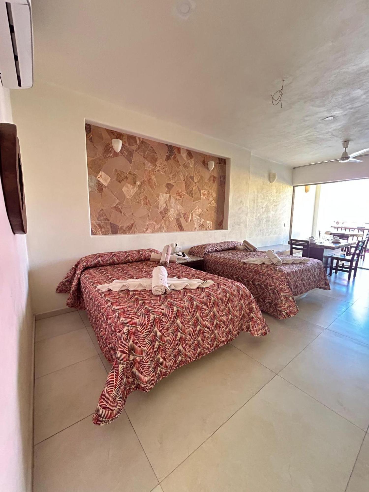 לוס איילה Amparo Resort מראה חיצוני תמונה